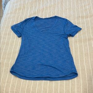 lululemon athletica Women's V-Neck Tee in Heathered Blue